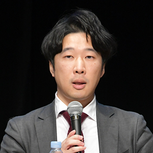 Yasuhiro Yoshikawa