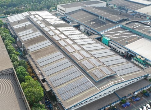 [image]Solar panels on the roof of Hitachi Astemo Bekasi Manufacturing