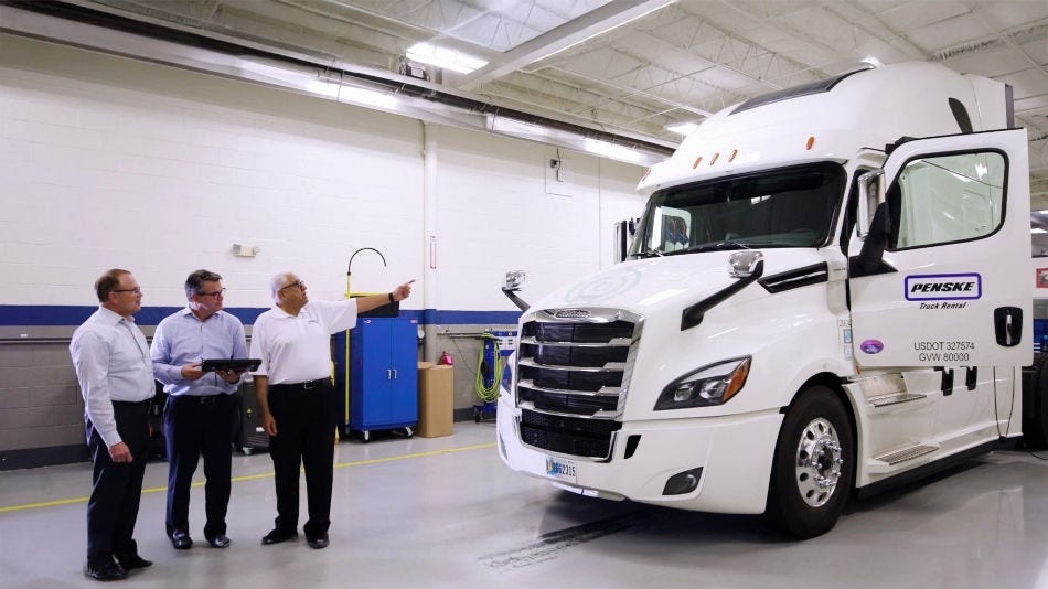 Como a Penske e a Hitachi Solucionam Problemas Antes que Eles Surjam