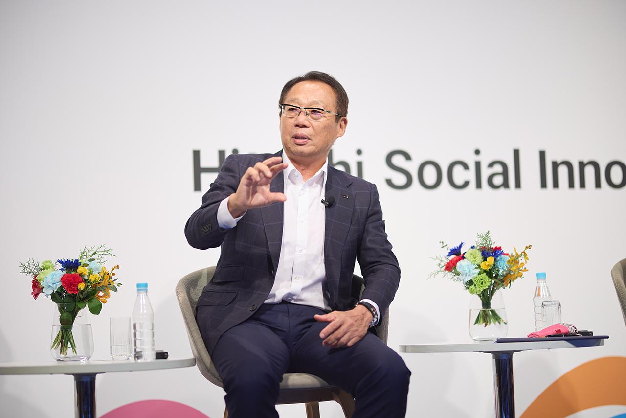 画像: 岡田 武史 氏 株式会社今治．夢スポーツ　代表取締役会長　兼　FC今治高等学校学園長