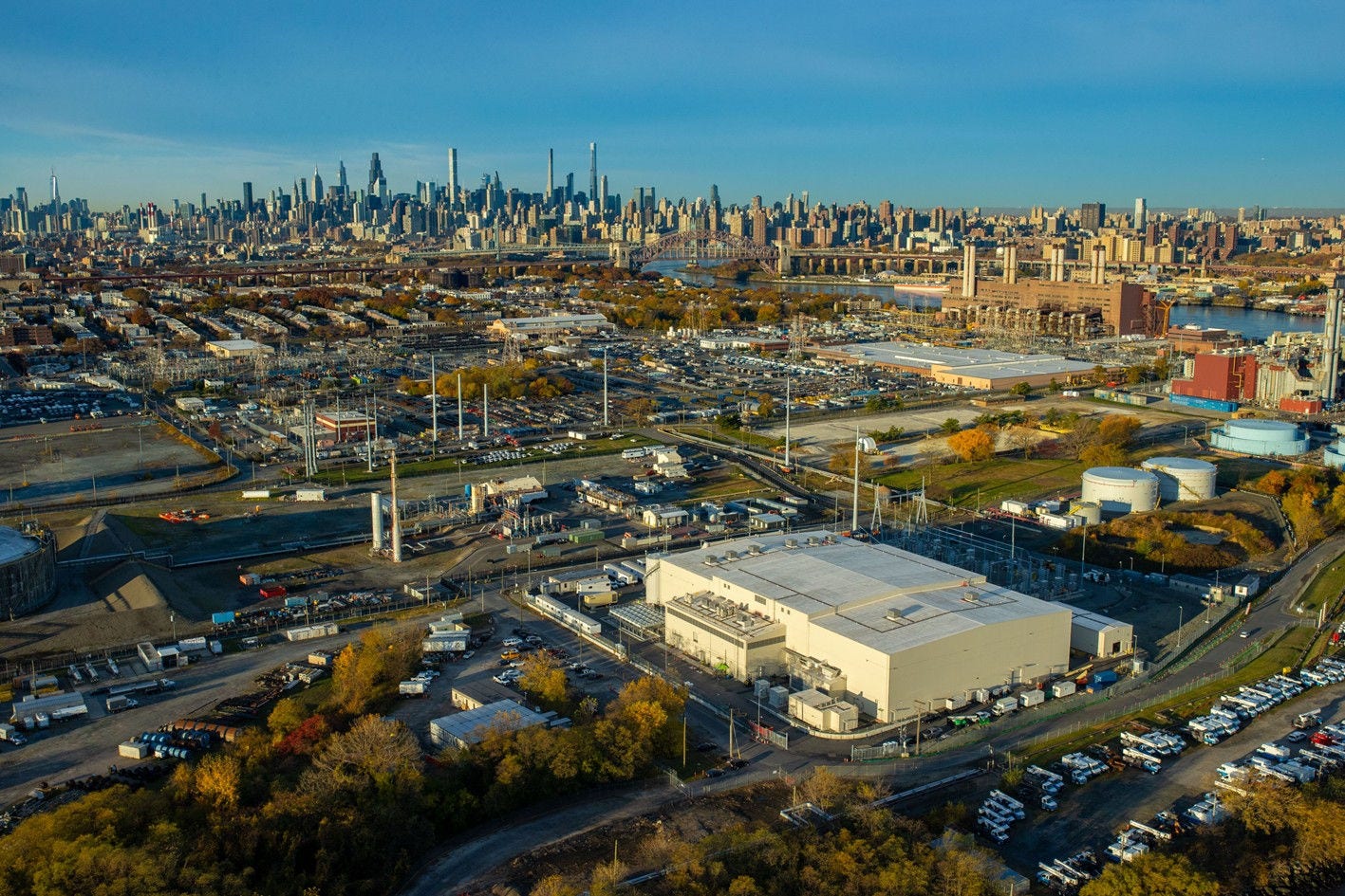 [image]CHPE’s HVDC Converter Station in Astoria, New York