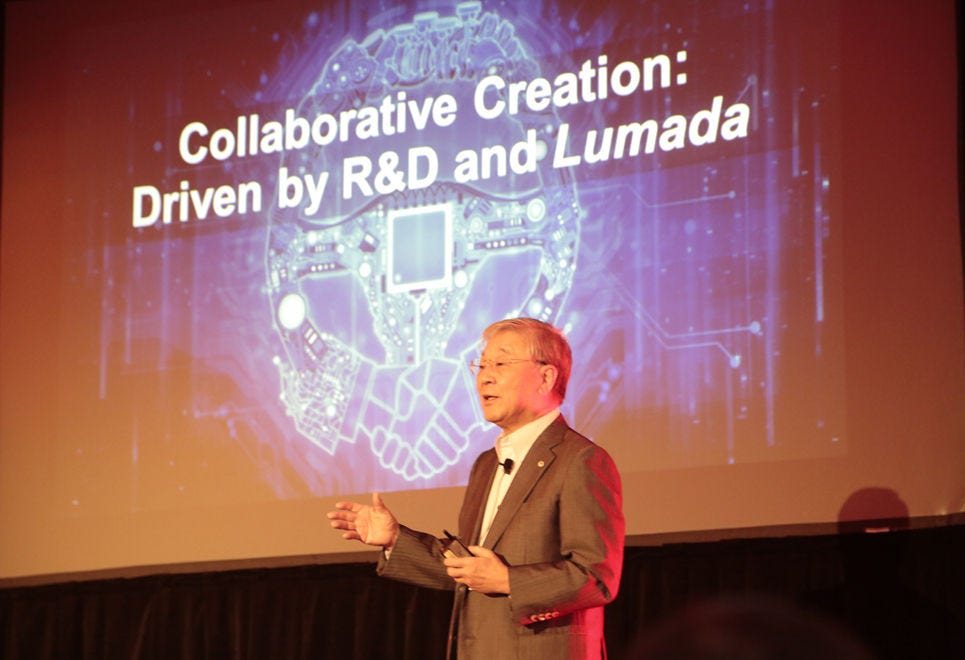 Hitachi Social Innovation Forum 2016 Hitachi Social Innovation Forum 2016