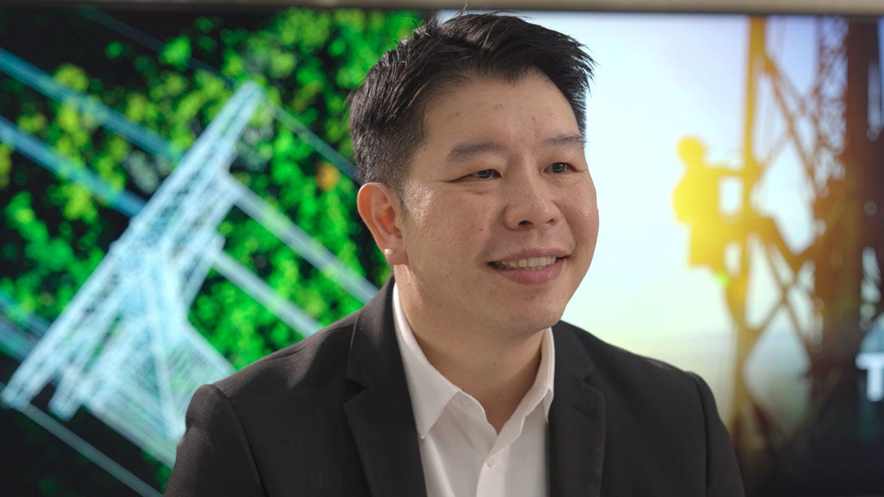 Dr. Worawut Waruttamapornsu, Country Managing Director of Hitachi Energy (Thailand).