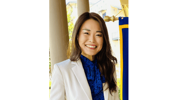 Fumi Maher headshot 