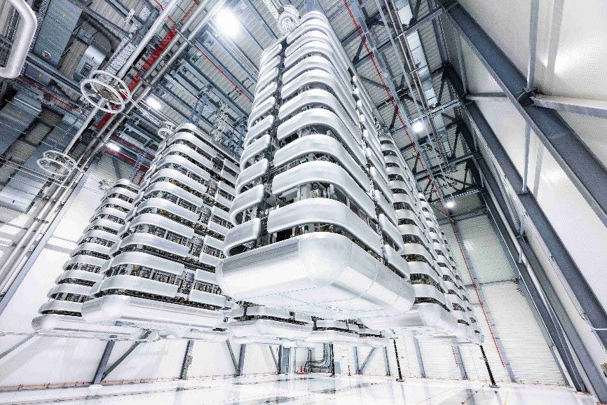 [image]HVDC Light® Valve Hal