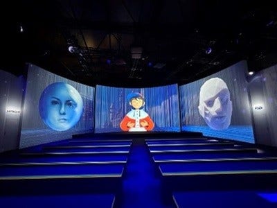 [画像]「Mirai Theater」(現地写真)