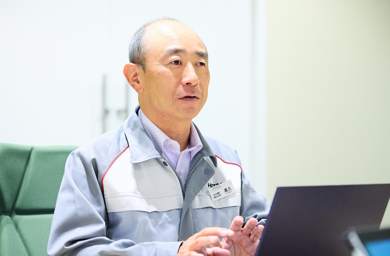 画像1: 同類事例の検索に苦労する若手担当者