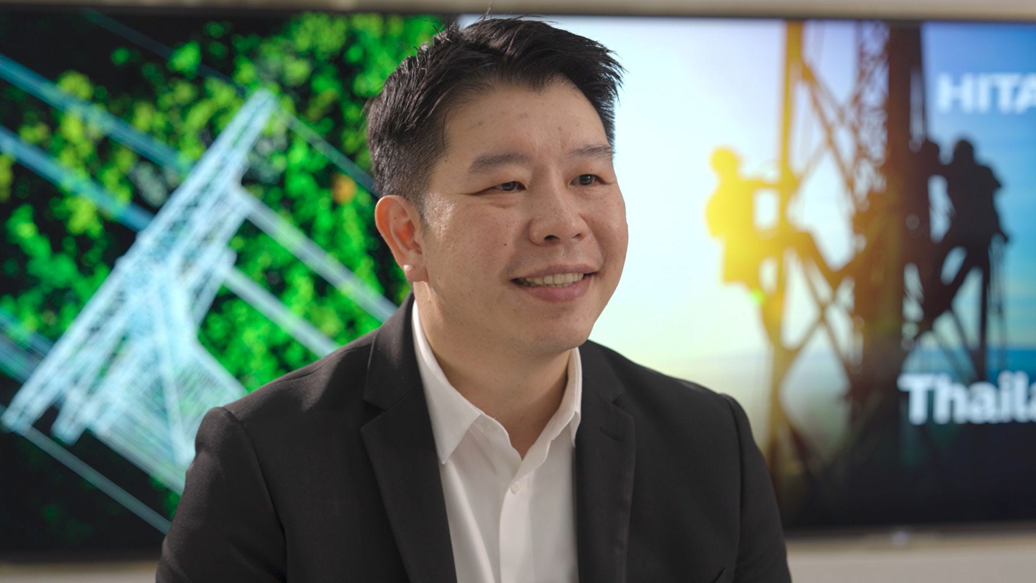 Dr. Worawut Waruttamapornsu, Country Managing Director of Hitachi Energy (Thailand).