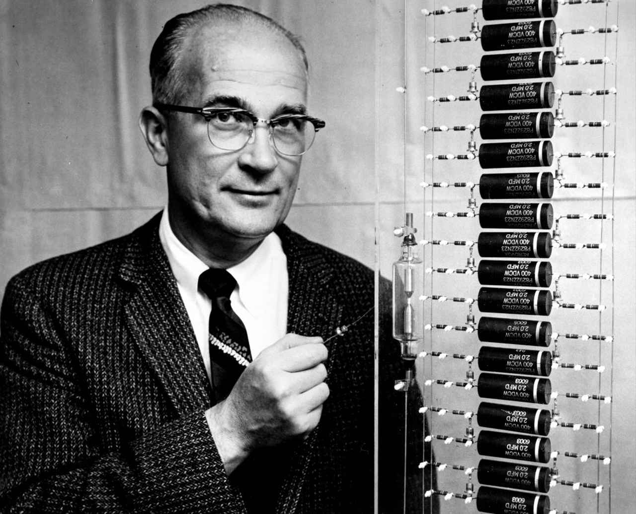 画像: ウィリアム・ショックレー（1910-1989）（写真：Universal History Archive / getty images）