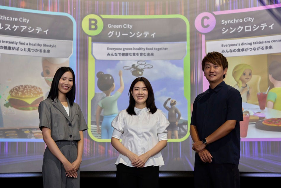 集合写真（左から安井、犬尾、福丸）