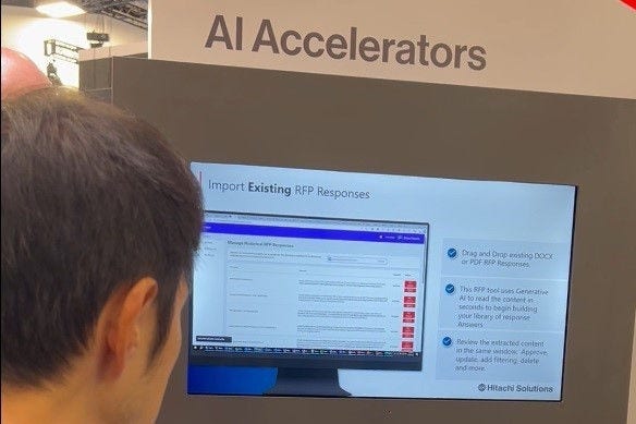画像: オフィス業務を支援するAIソリューションの展示