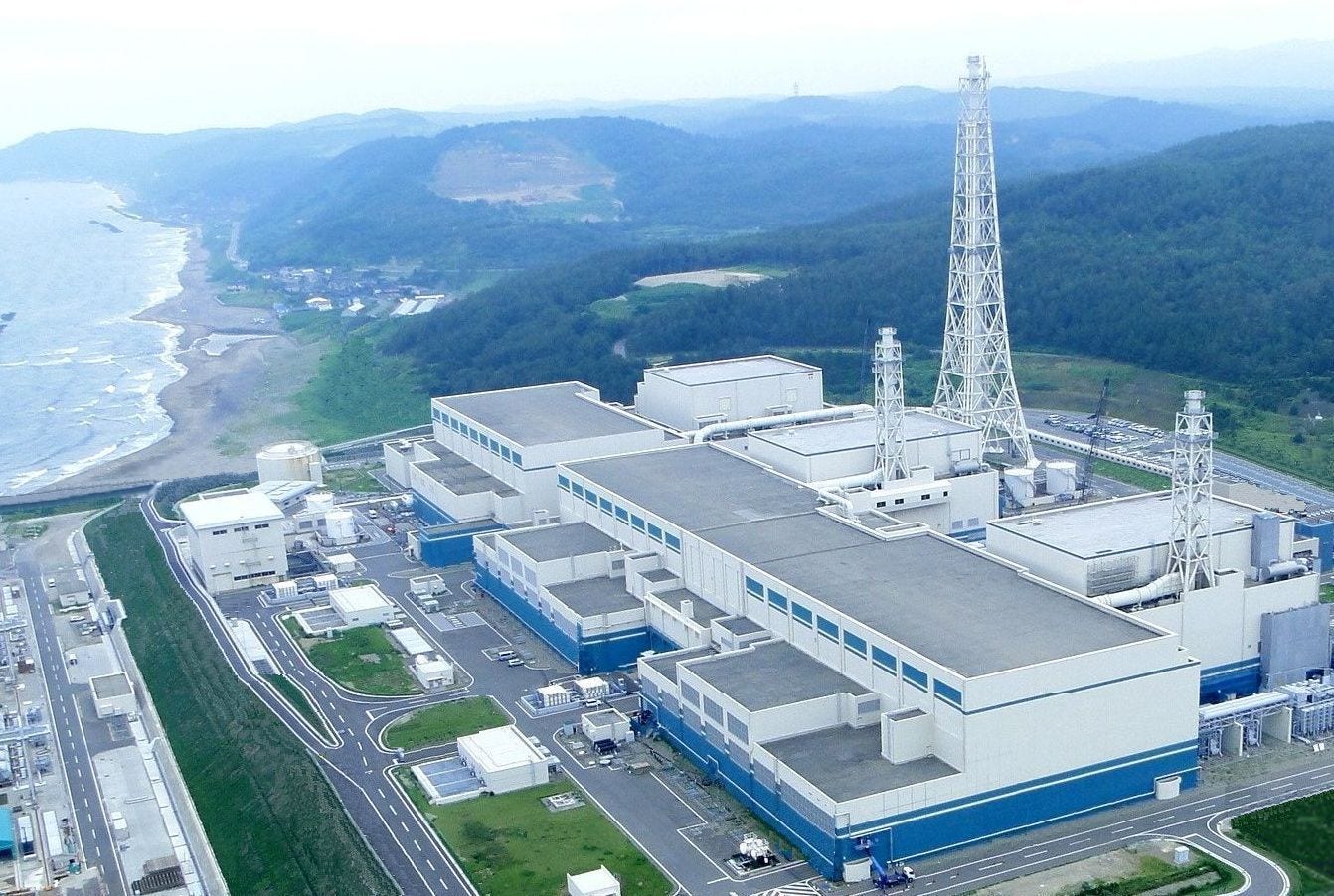 柏崎刈羽原子力発電所5～7号機（東京電力ホールディングス株式会社提供）