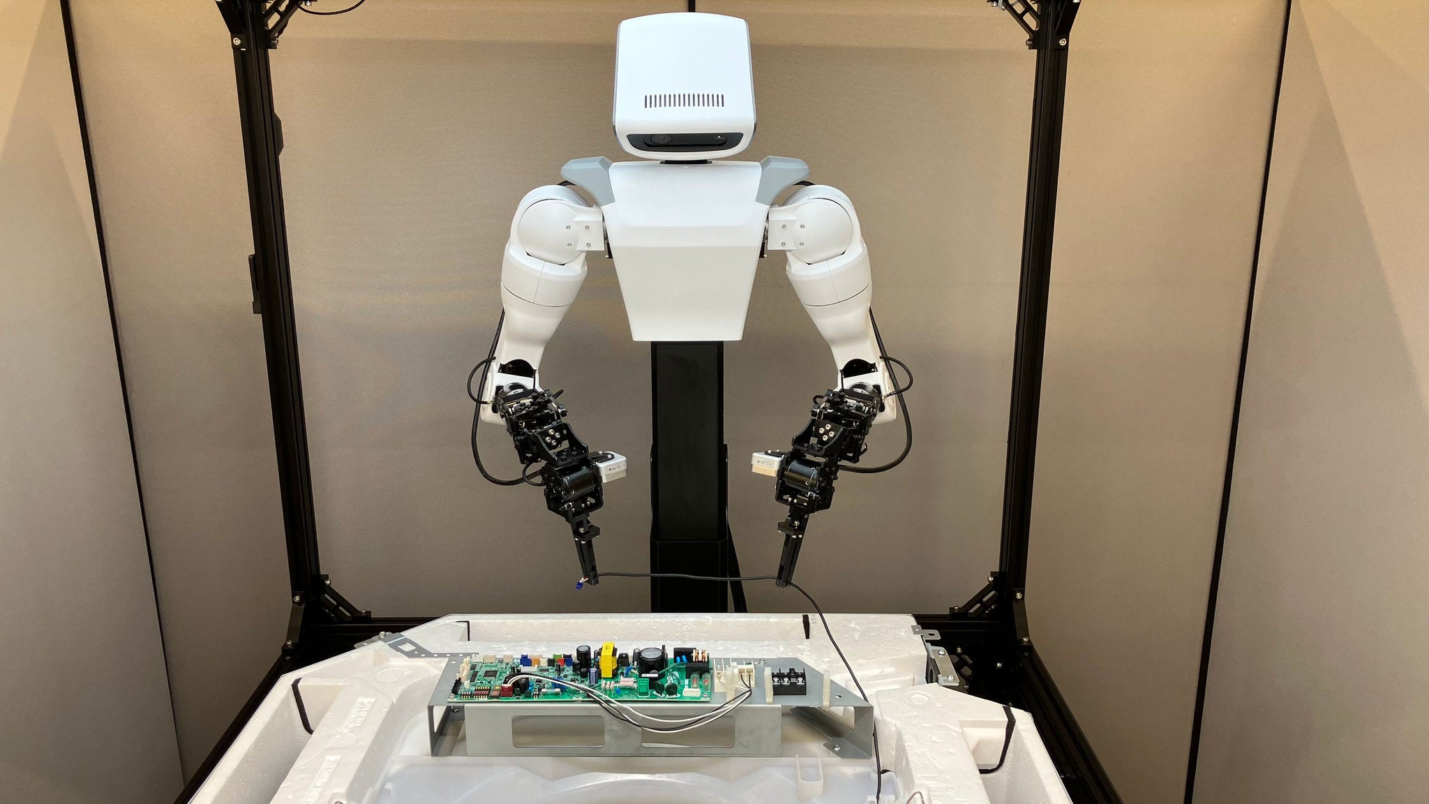 [image]Figure 1. Operation of a Physical AI robot