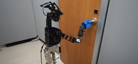 [画像]動作生成AIを搭載したAIロボットがドアを開けて通過する様子(イメージ)