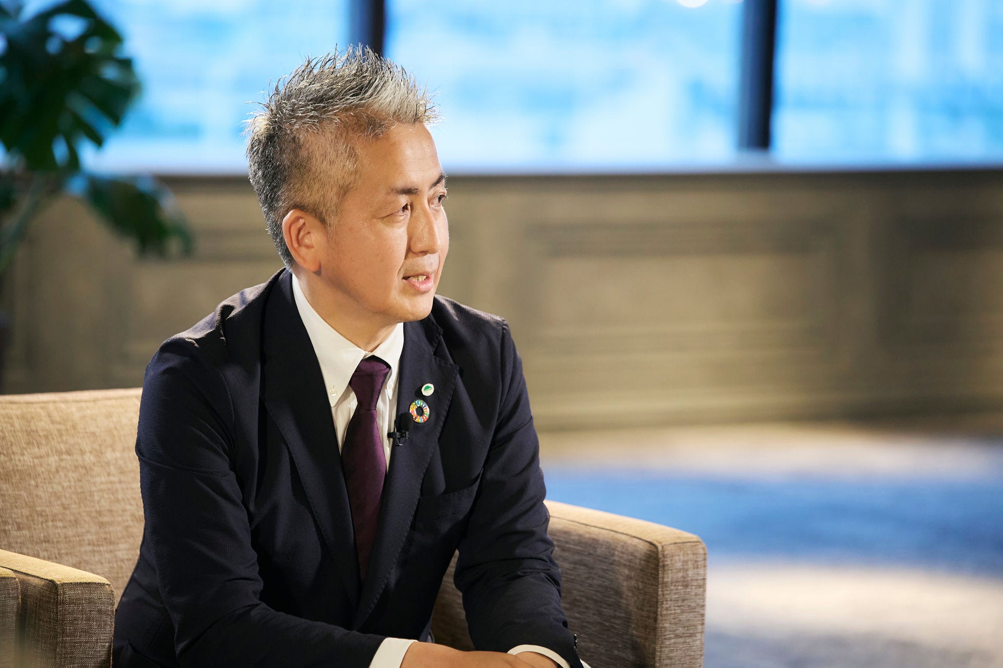 松川氏
