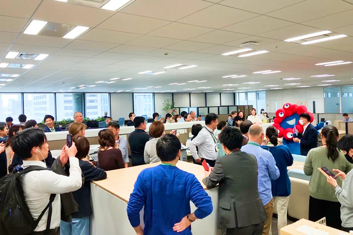 日立拠点ミャクミャク巡回キャラバン