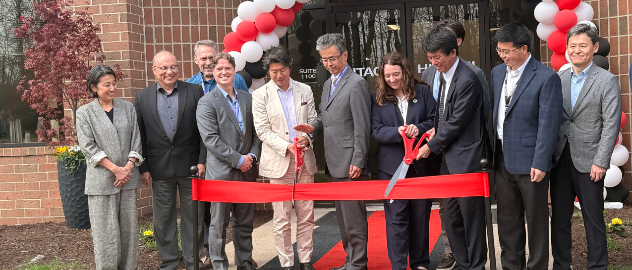 Industrial Innovation Starts on the Front Line—Hitachi’s New Industrial Innovation Lab