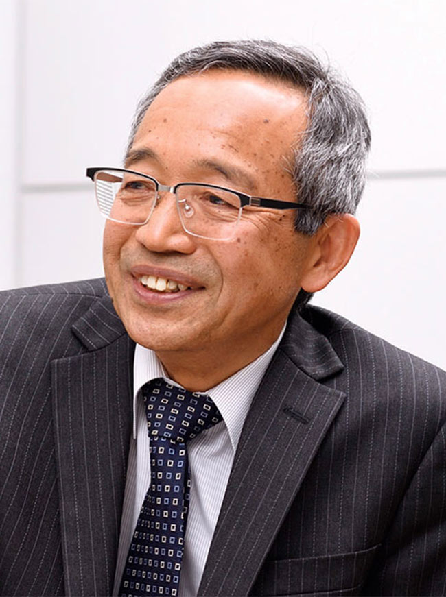 Michitaka Kosaka Professor Emeritus, Japan Advanced Institute of Science and Technology<br>Guest Professor, School of Computer Science, Fudan University